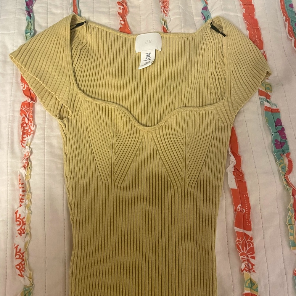 yellow ribbed h&m top